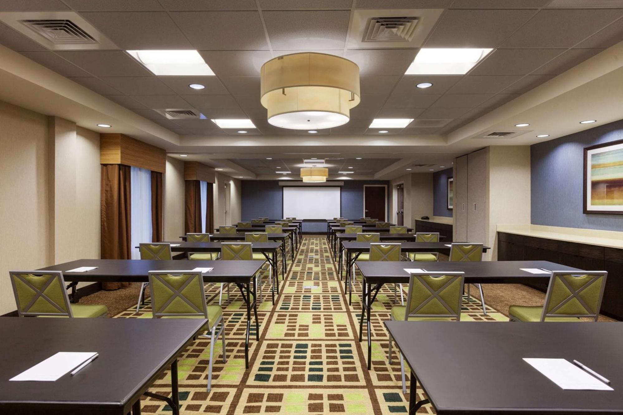 Hampton Inn And Suites Camp Springs Dış mekan fotoğraf